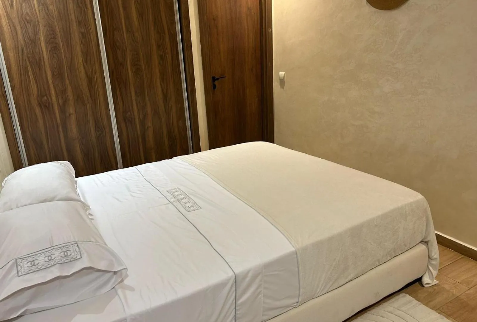 Διαμέρισμα Burj Malaak Appartement Dans Une Residence Privee Avec Piscine Μαρακές