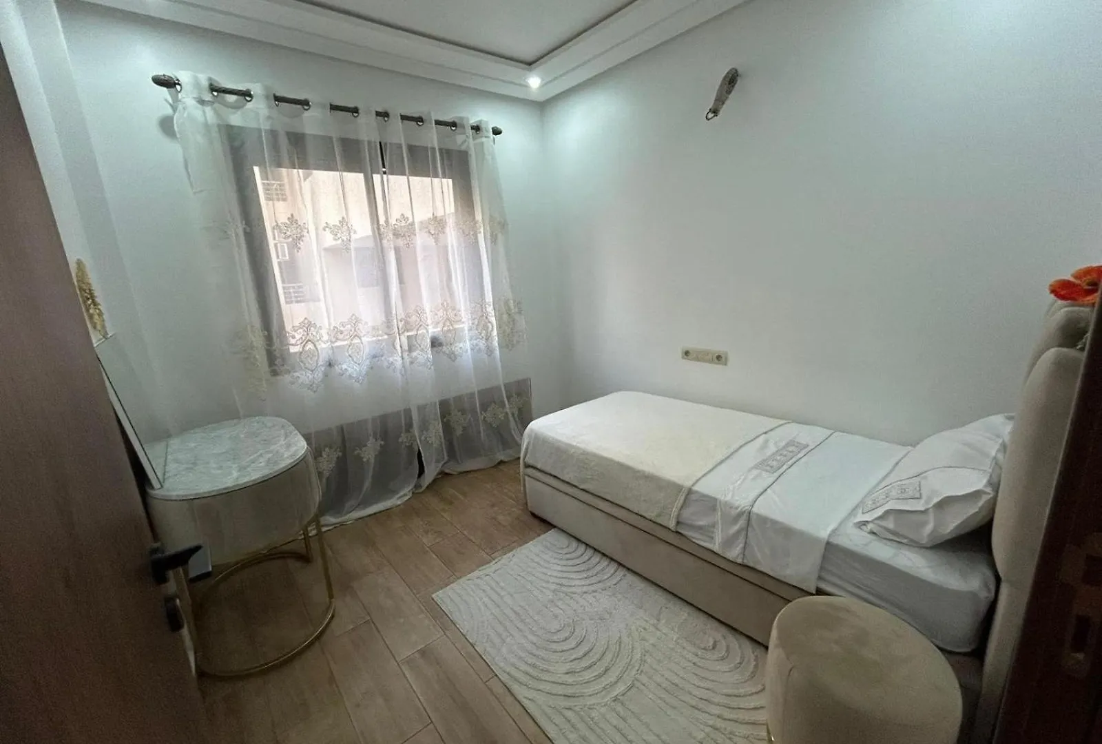 Διαμέρισμα Burj Malaak Appartement Dans Une Residence Privee Avec Piscine Μαρακές